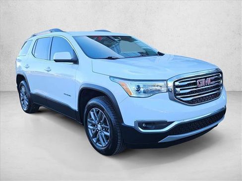Used 2018 GMC Acadia SLT image 3