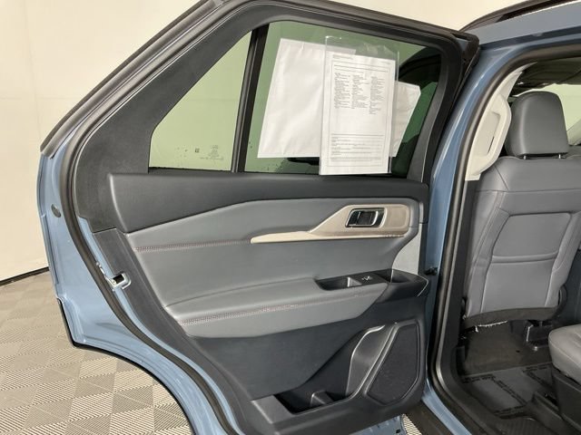 Used 2026 Ford Explorer Active w/ Active Comfort Package AWD/4WD image 27