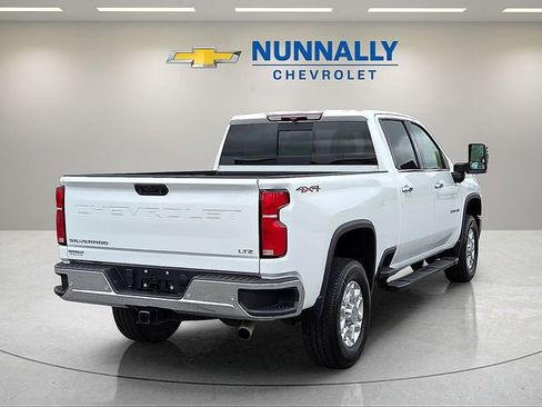 Certified 2024 Chevrolet Silverado 2500 LTZ w/ LTZ Convenience Package AWD/4WD image 5