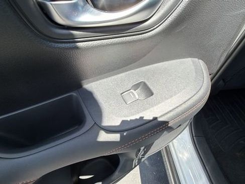 Used 2024 Honda HR-V Sport image 16