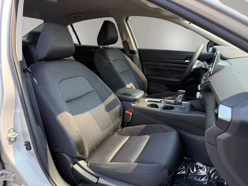 Used 2020 Nissan Altima 2.5 S FWD image 38