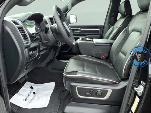 Used 2025 RAM 1500 Laramie AWD/4WD image 19