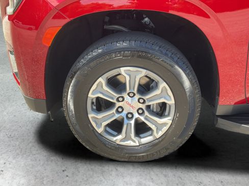 Certified 2024 GMC Yukon SLE RWD image 24