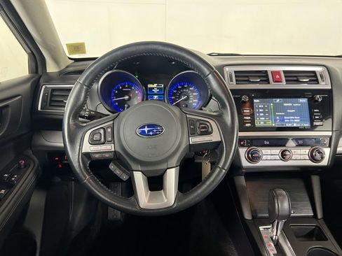 Used 2015 Subaru Legacy 2.5i Premium w/ Moonroof Package AWD/4WD image 20