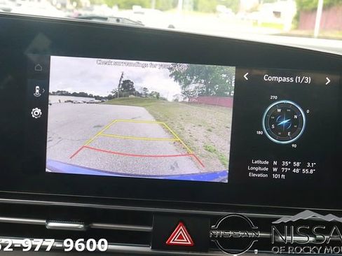 Used 2024 Hyundai Elantra SEL FWD image 25