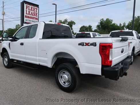 Used 2019 Ford F250 XL w/ Power Equipment Group AWD/4WD image 3