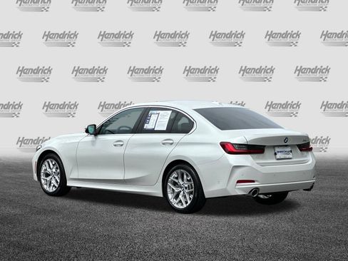 Used 2025 BMW 330i Sedan w/ Premium Package image 7