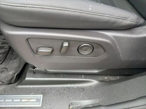 Used 2024 GMC Hummer EV 2X image 31