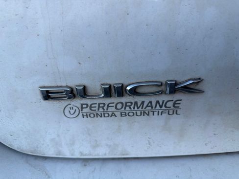 Used 2018 Buick Encore Essence AWD/4WD image 11