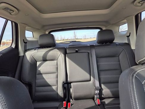 Used 2024 GMC Terrain Denali w/ Denali Premium Package image 36