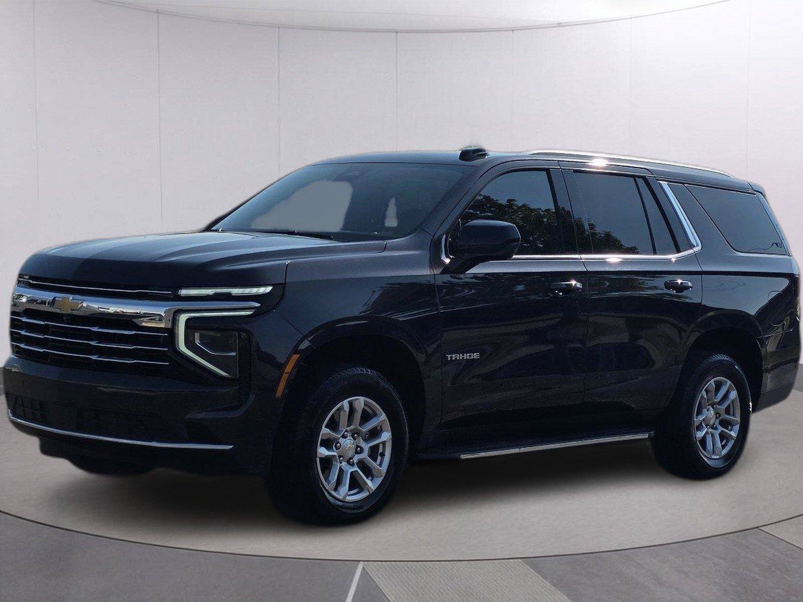 Used 2025 Chevrolet Tahoe LT RWD image 1