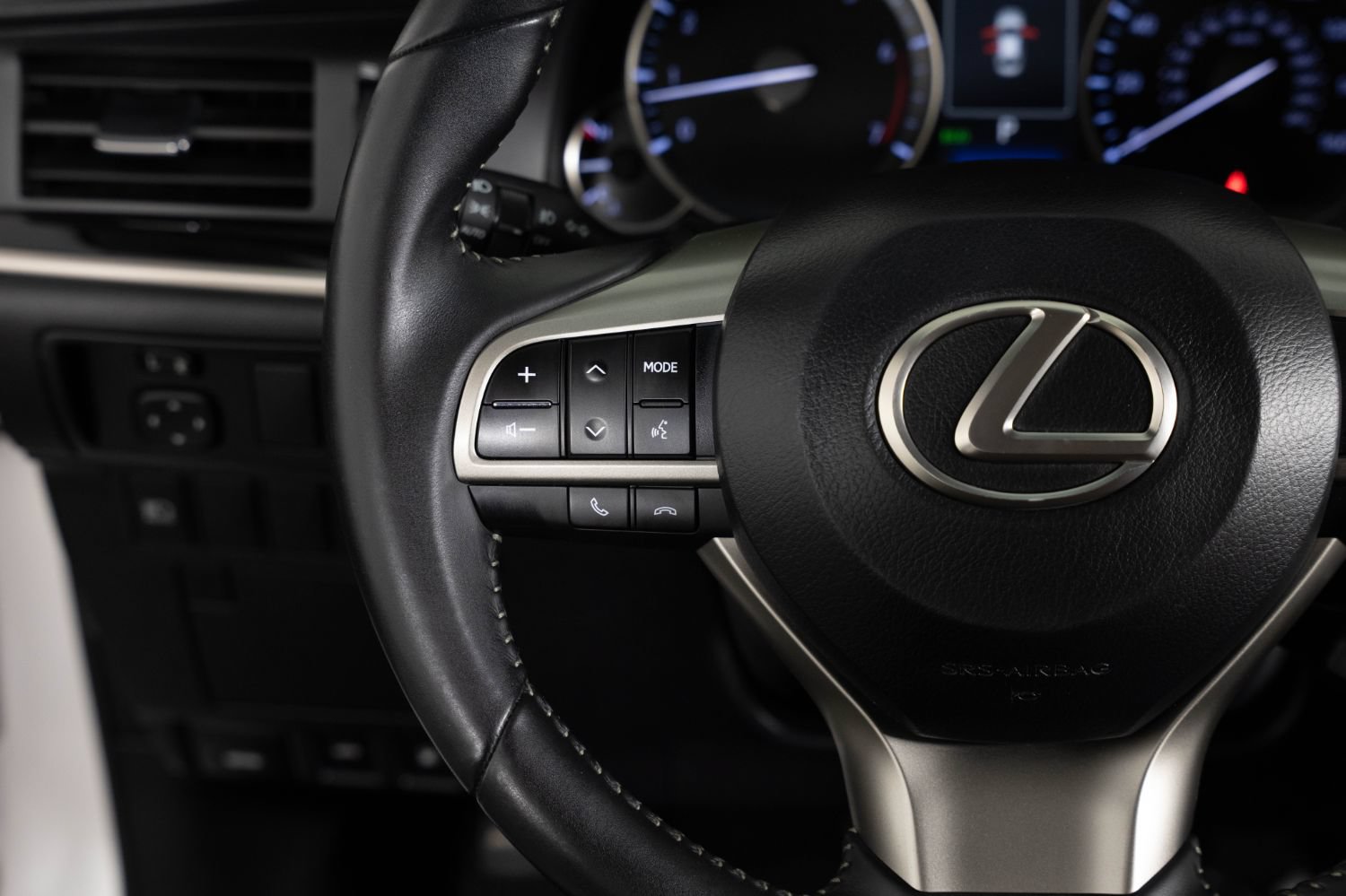 Used 2017 Lexus ES 350 w/ Accessory Package FWD image 30