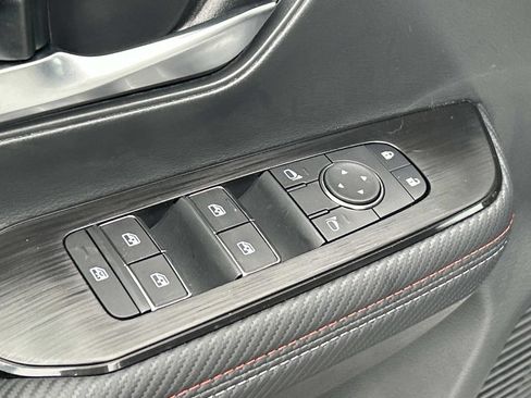 New 2026 Nissan Kicks SR FWD image 16