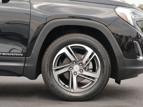 Used 2020 GMC Terrain SLT AWD/4WD image 11