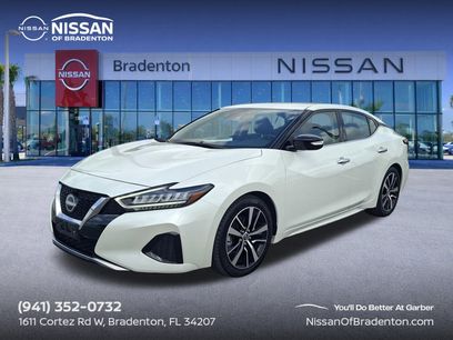 Used 2023 Nissan Maxima SV w/ Floor Mat Group