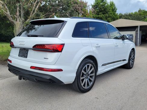 Used 2023 Audi Q7 2.0T Premium Plus w/ Premium Plus Package AWD/4WD image 6