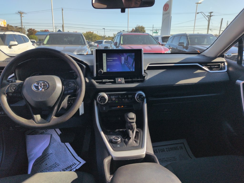 Certified 2025 Toyota RAV4 LE AWD/4WD image 12