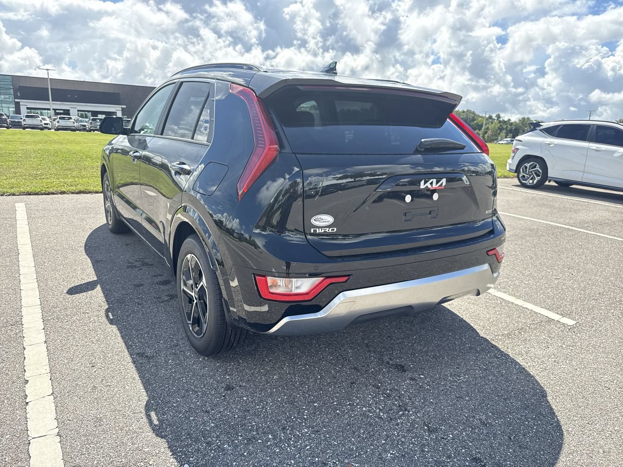 New 2026 Kia Niro FWD image 6