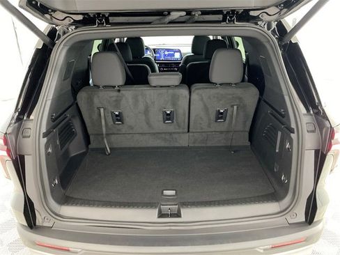 Certified 2024 Chevrolet Traverse LT w/ LPO, Floor Liner Package image 30