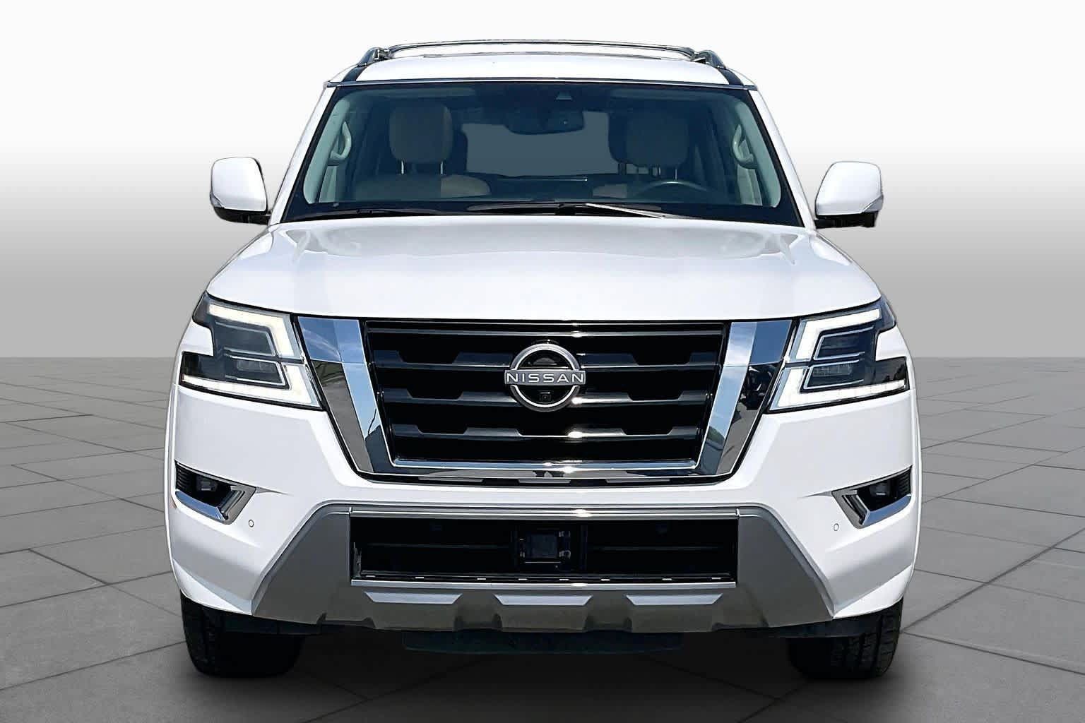 Used 2022 Nissan Armada SL w/ Captain's Chairs Package RWD image 4