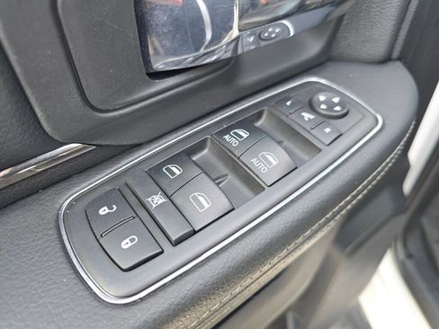 Used 2018 RAM 1500 Sport image 20