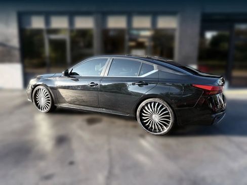 Used 2020 Nissan Altima 2.5 SR image 3