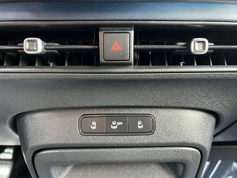 Used 2025 Volkswagen ID. Buzz Pro S RWD image 44