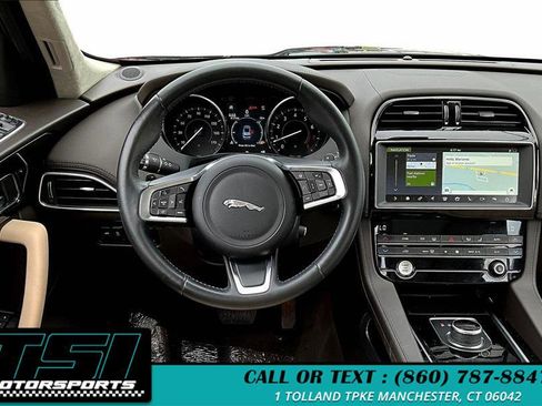 Used 2020 Jaguar F-PACE Prestige image 5