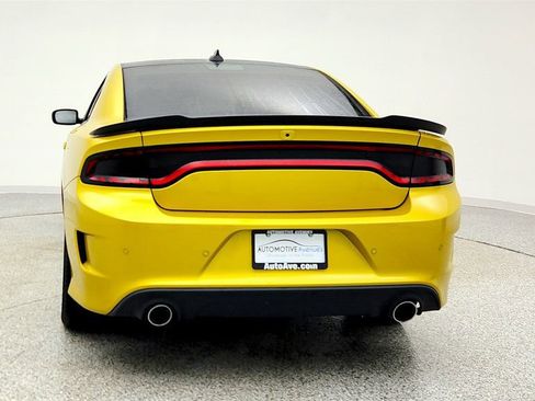 Used 2021 Dodge Charger R/T w/ Plus Group image 4
