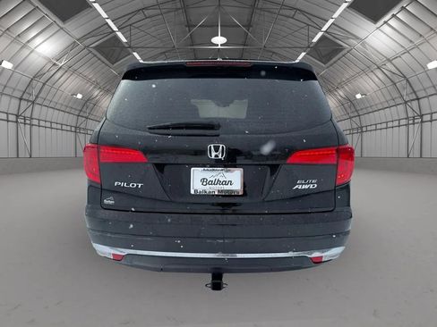 Used 2017 Honda Pilot Elite image 6