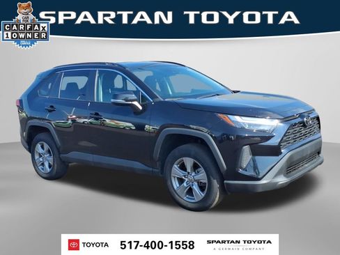 Used 2024 Toyota RAV4 XLE AWD/4WD image 5