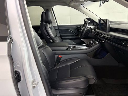 Used 2025 Lincoln Aviator Reserve w/ Equipment Group 201A AWD/4WD image 51