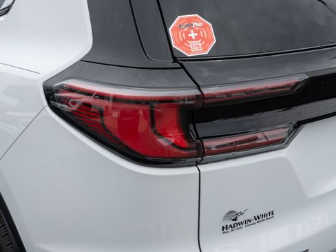 New 2026 GMC Acadia Elevation FWD image 10
