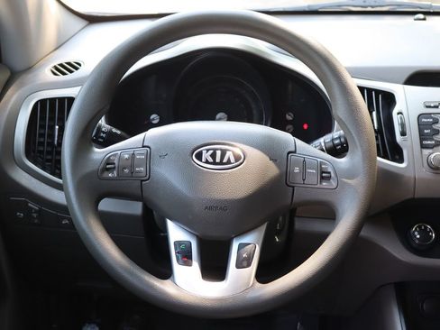 Used 2011 Kia Sportage LX w/ Convenience Pkg FWD image 18
