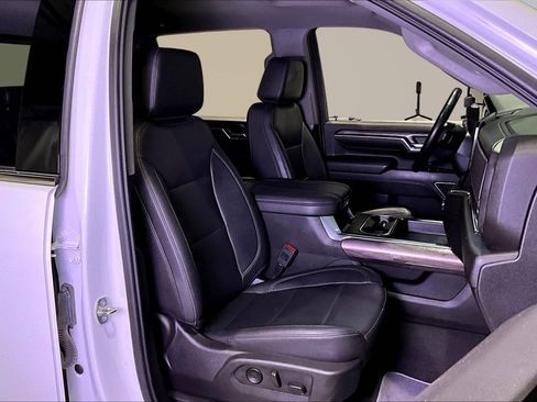 Used 2024 Chevrolet Silverado 3500 LTZ w/ LTZ Plus Package image 30