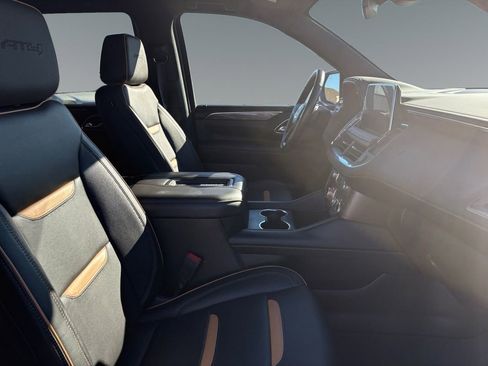 Used 2022 GMC Yukon AT4 image 15