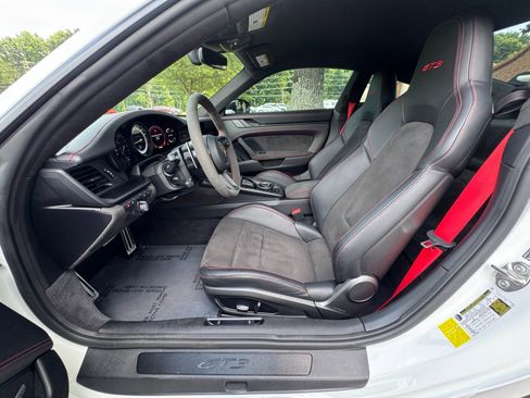 Used 2022 Porsche 911 GT3 RWD image 28