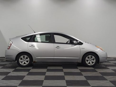 Used 2009 Toyota Prius w/ Pkg 5 FWD image 8