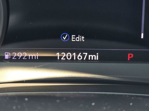 Used 2022 Cadillac XT5 Premium Luxury w/ Platinum Package AWD/4WD image 35
