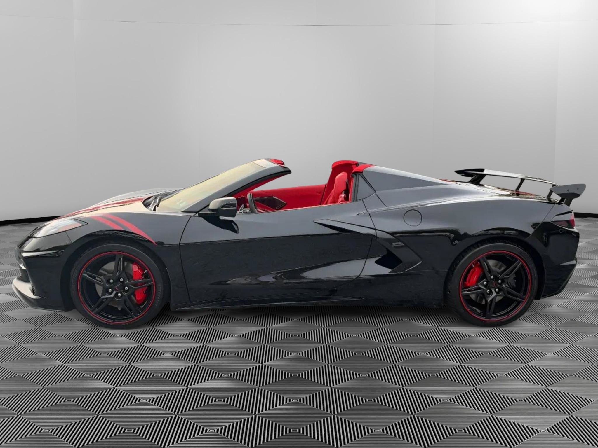 Used 2023 Chevrolet Corvette Stingray Premium Conv w/ Z51 Performance Package RWD image 6