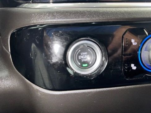 Used 2024 Chevrolet Silverado 1500 LT AWD/4WD image 14