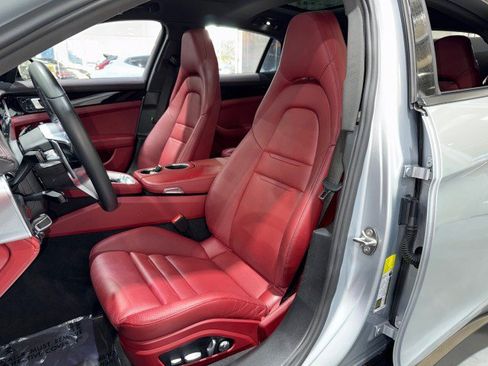 Used 2018 Porsche Panamera 4 AWD/4WD image 5
