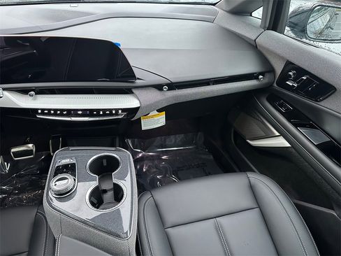 New 2026 Cadillac Optiq Sport 1 image 18