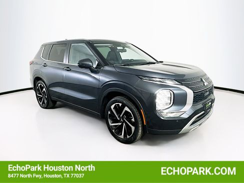 Used 2024 Mitsubishi Outlander SE image 1