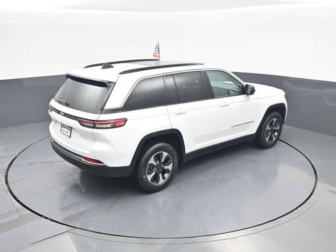 Used 2024 Jeep Grand Cherokee Limited 4xe AWD/4WD image 38