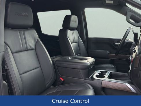 Used 2021 Chevrolet Silverado 1500 High Country w/ Technology Package image 21