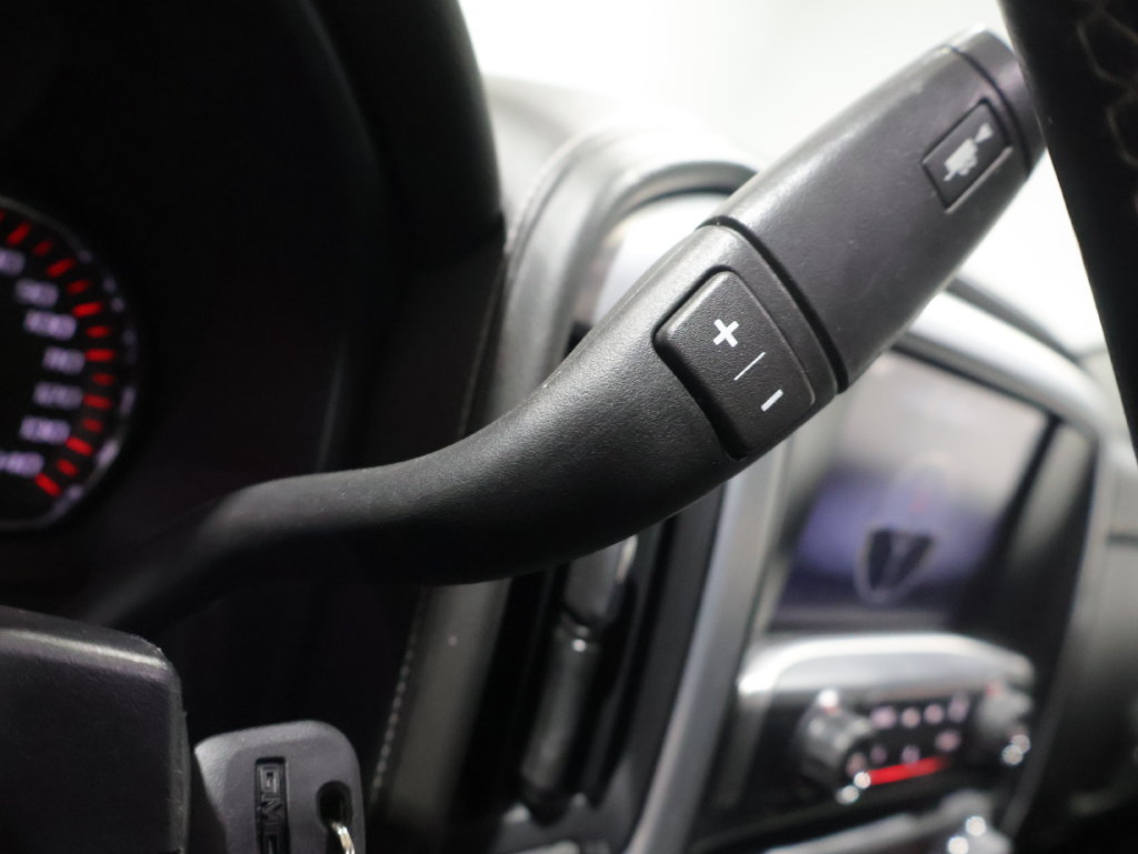 Used 2015 GMC Sierra 1500 SLE w/ Carbon-22 Edition AWD/4WD image 38