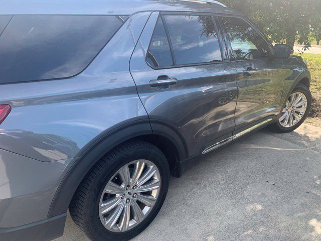 Used 2023 Ford Explorer Limited w/ Limited Technology Package RWD image 5