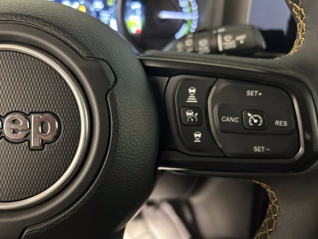 Used 2024 Jeep Wrangler Unlimited AWD/4WD image 26