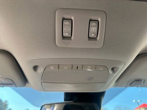 Used 2019 Nissan Murano Platinum w/ Cargo Package FWD image 33